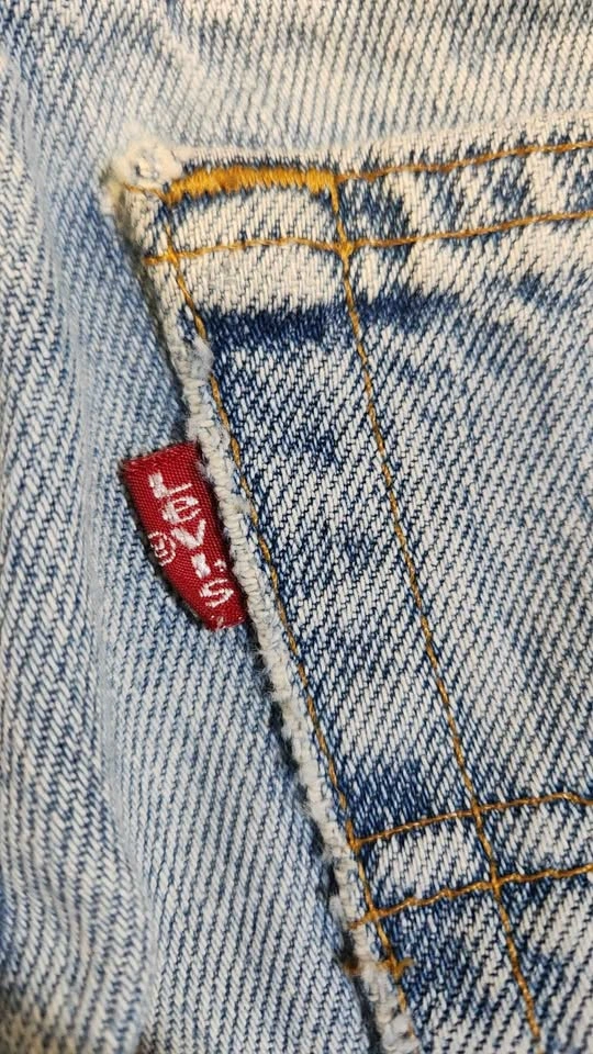 Vintage 1998 Levi’s 516 Jeans 33x32 Slim Straight Red Tab - photo 3
