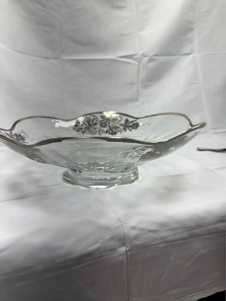 Vintage Glass Bowl w Silver Overlay Trim Ruffled Edge 11in