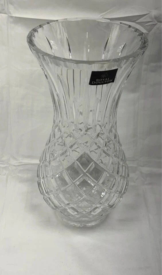 Royal Doulton Crystal Vase Diamond Cut - photo 2