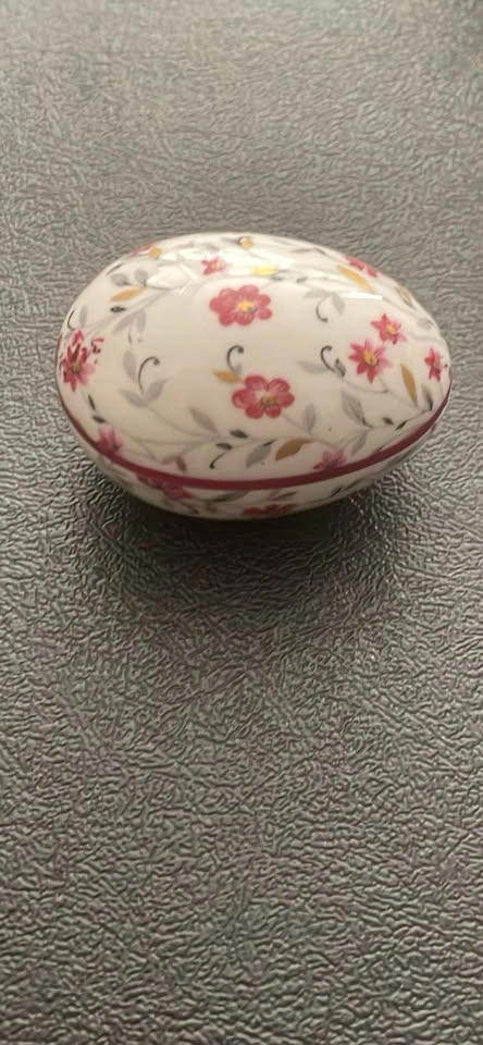 Limoges France Trinket Egg - Great Condition - Flower Design - photo 4
