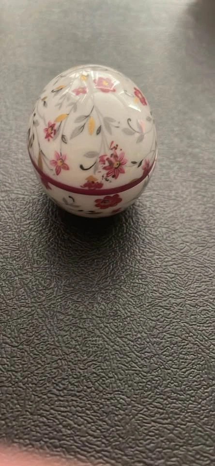 Limoges France Trinket Egg - Great Condition - Flower Design - photo 5