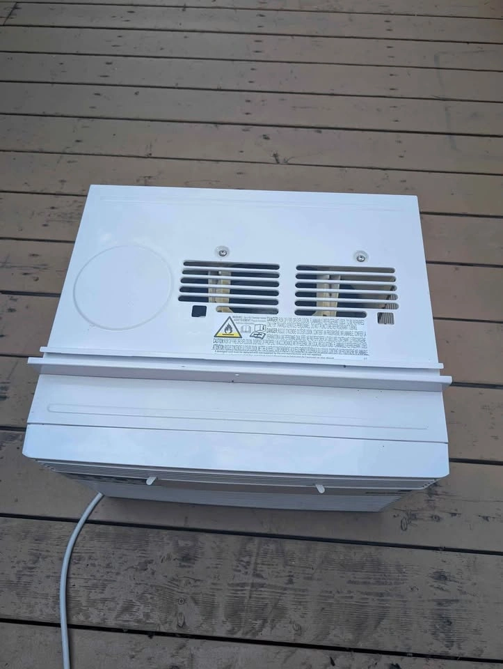Danby Air Conditioner 6000 BTU - photo 3