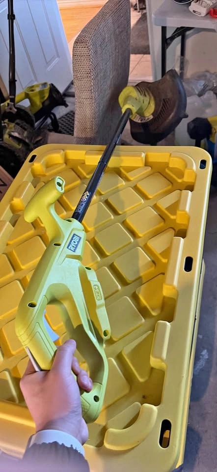 Ryobi P20103 18V Cordless String Trimmer
