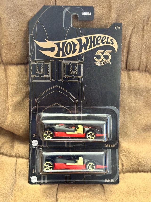 Hot Wheels Twin Mill lot