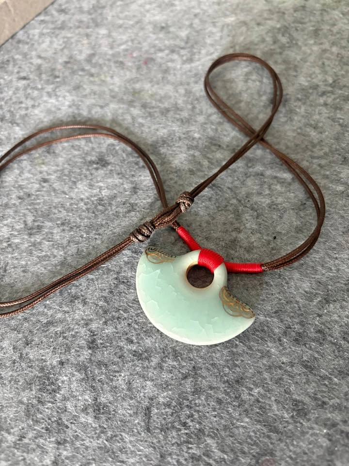 Unique Chinese Jingdezhen Ceramic Pendant Necklace