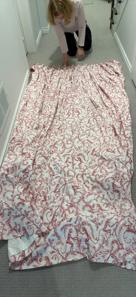 Rose Pink and White Fabric (Curtains w/ Valance) - photo 3