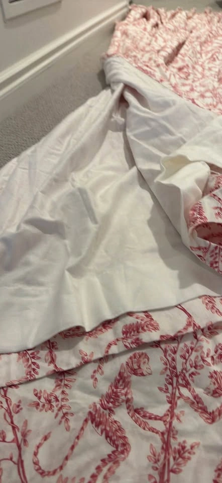 Rose Pink and White Fabric (Curtains w/ Valance) - photo 5