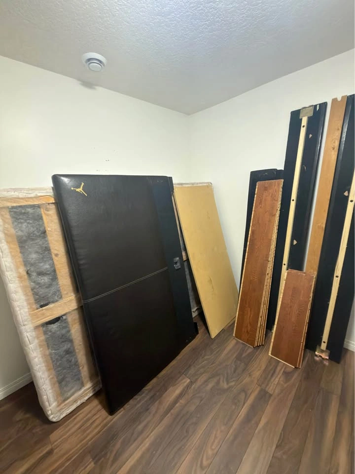 Queen Size Bed Frame with Mattress and Box Spring - photo 2