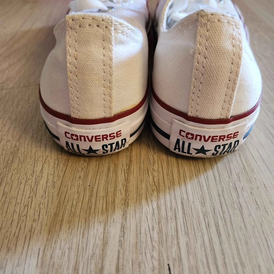 Converse Chuck Taylor All Star Low Top White Women's Size 5 - photo 4