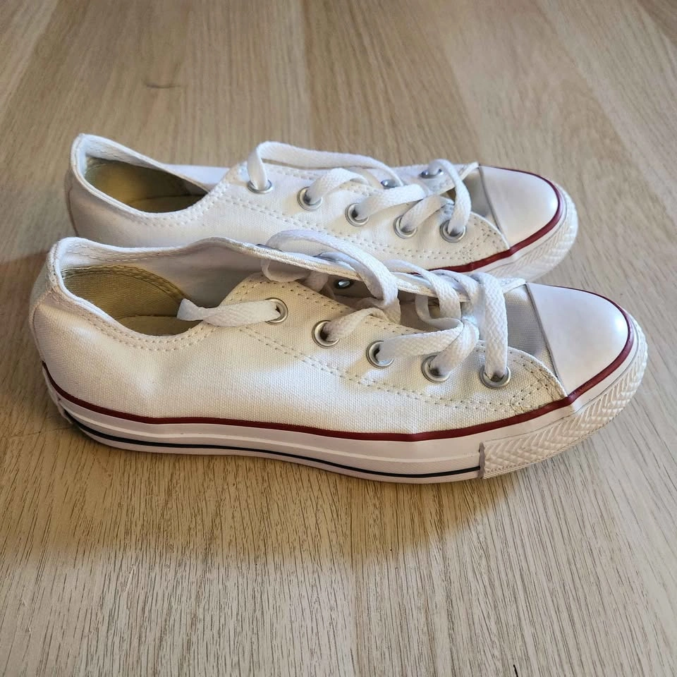 Converse Chuck Taylor All Star Low Top White Women's Size 5 - photo 5