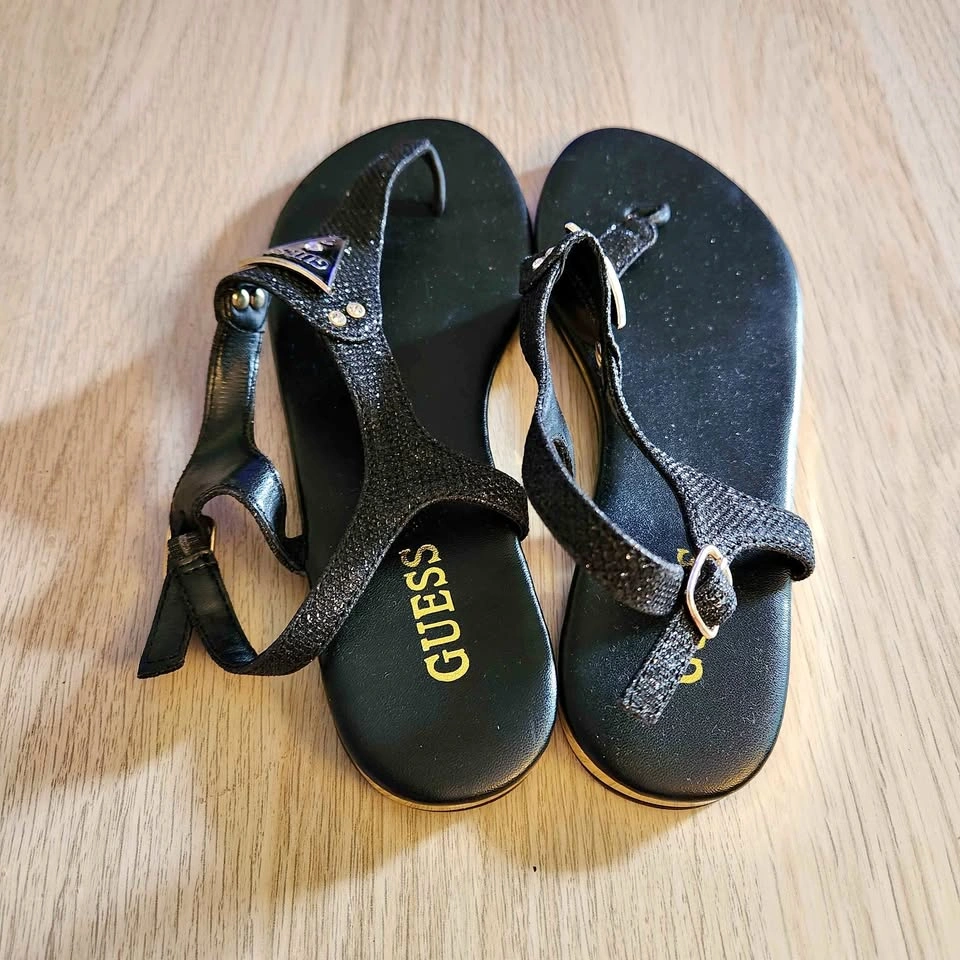 New GUESS black glittery ankle strap sandals size 5