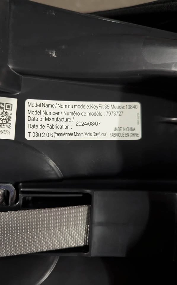 Chicco Keyfit 35 Infant Car Seat & FREE JJ Cole winter cover - photo 4