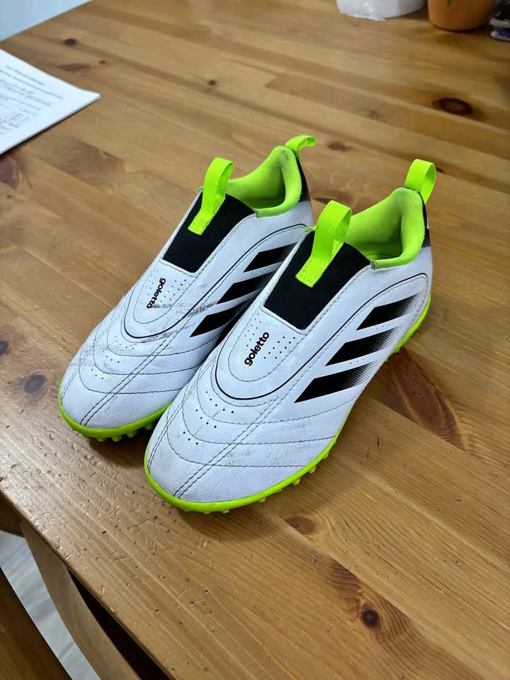 Size 13c Soccer Cleats