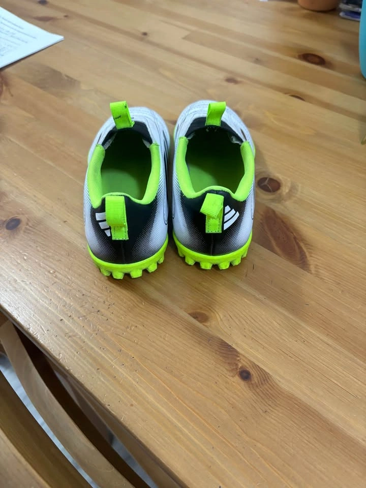 Size 13c Soccer Cleats - photo 3