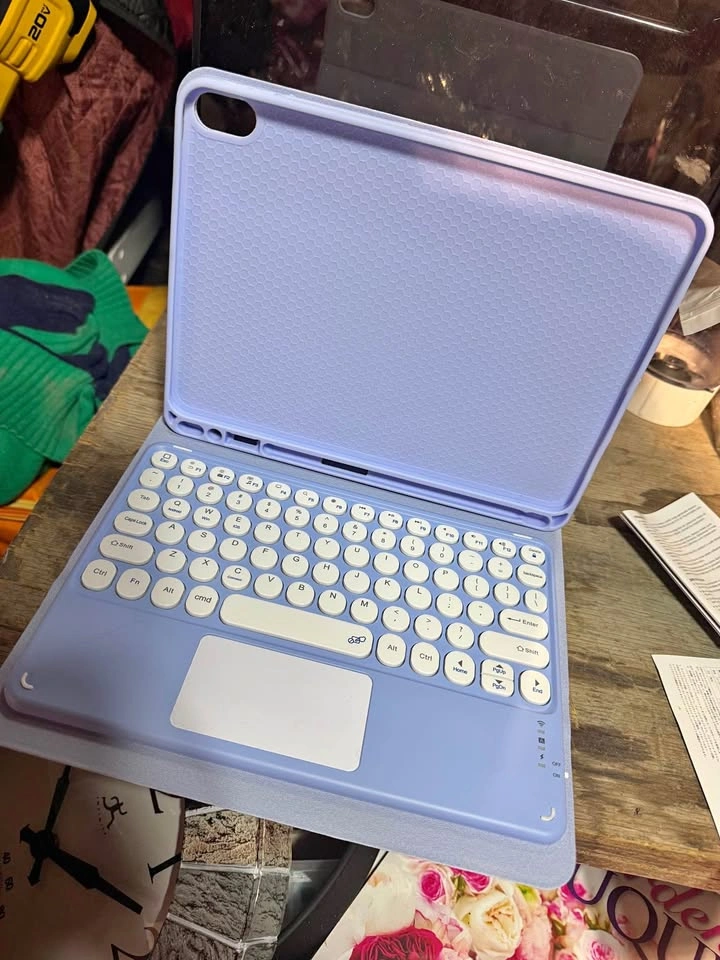 Keyboard Case with Trackpad
