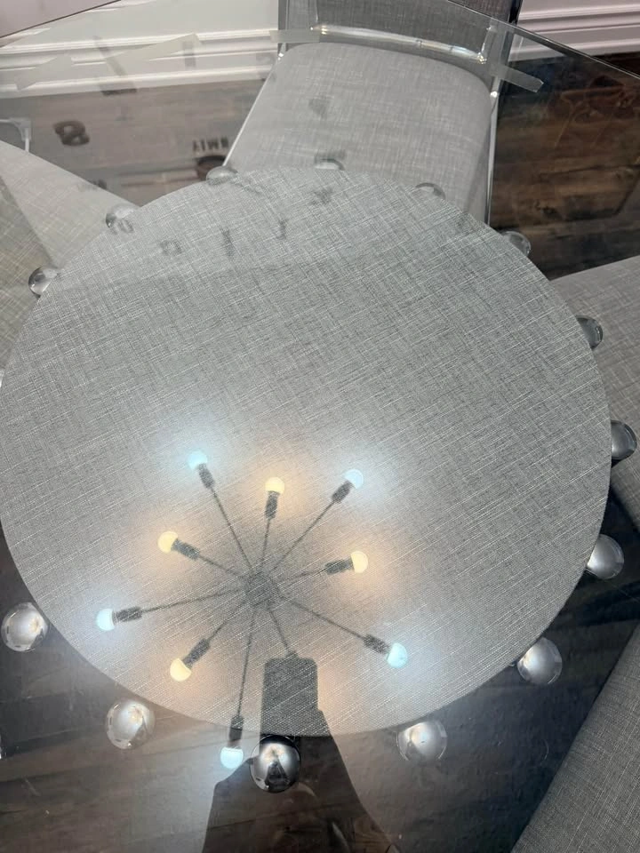 Modern Glass Dining Table with 6 Grey Chairs - photo 3