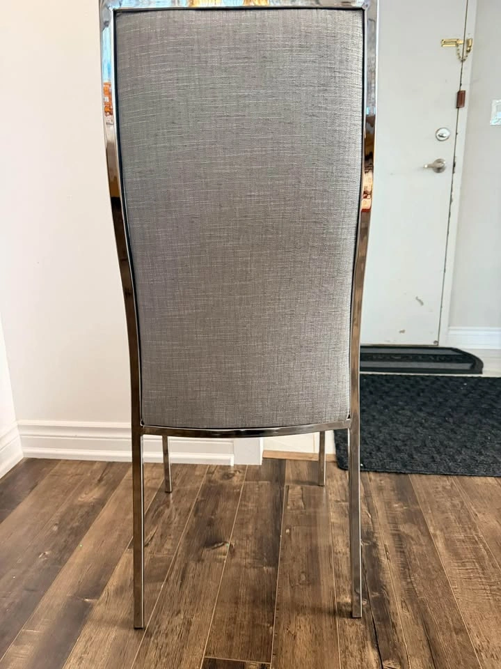 Modern Glass Dining Table with 6 Grey Chairs - photo 4