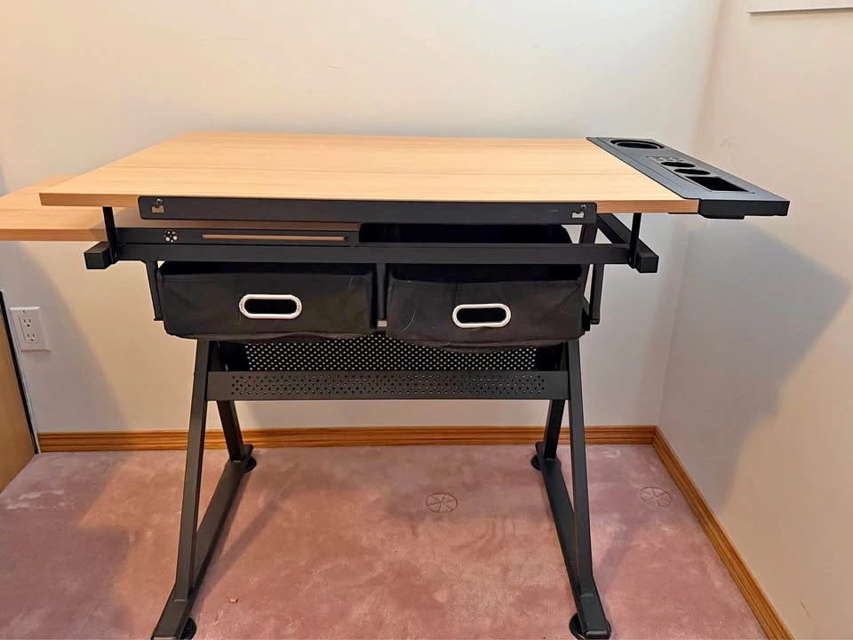 Art Desk