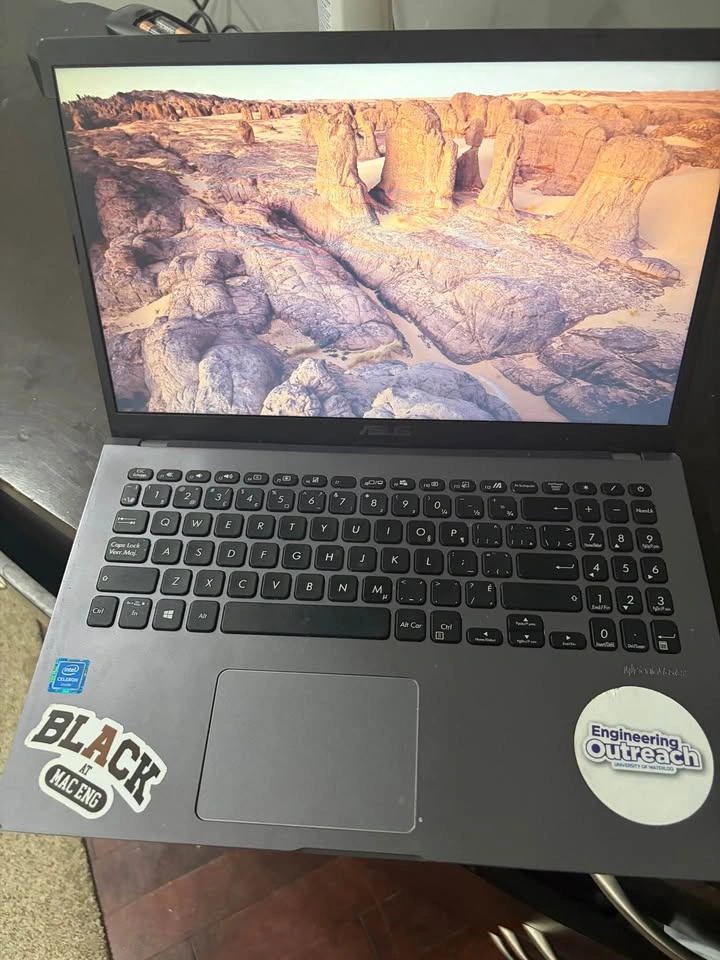 ASUS VIVOBOOK 15 - photo 2