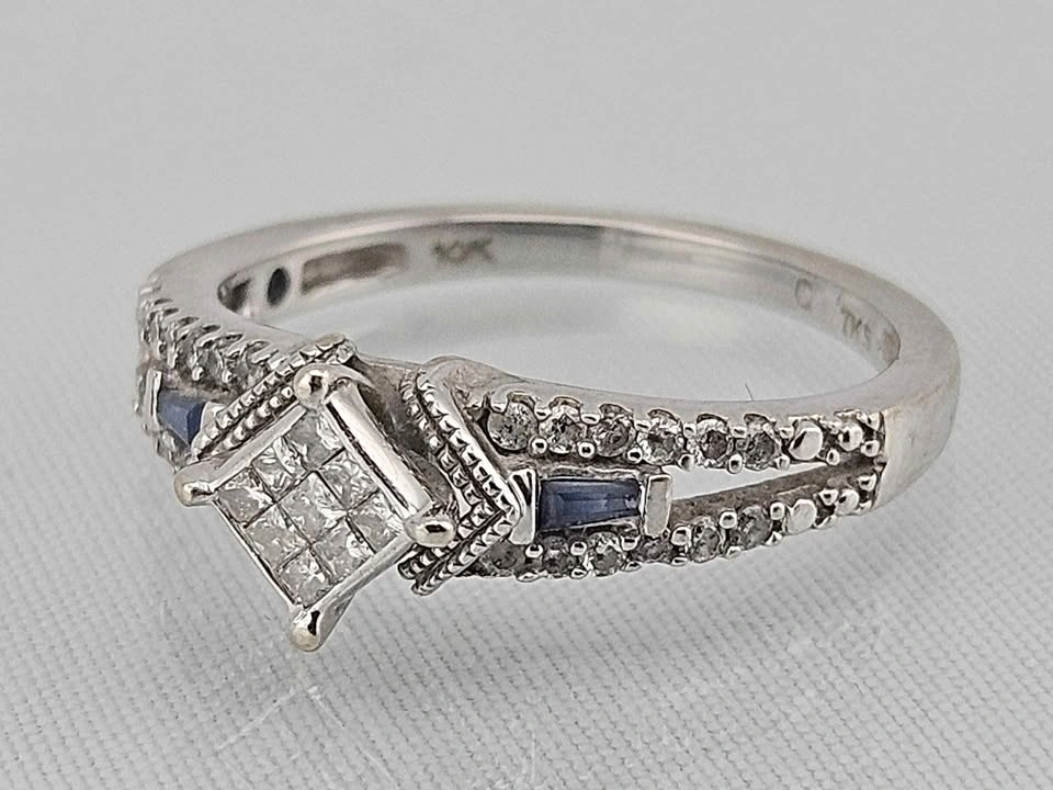 10k White Gold Diamond & Sapphire Engagement Ring - Size 6