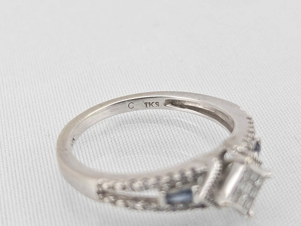 10k White Gold Diamond & Sapphire Engagement Ring - Size 6 - photo 5