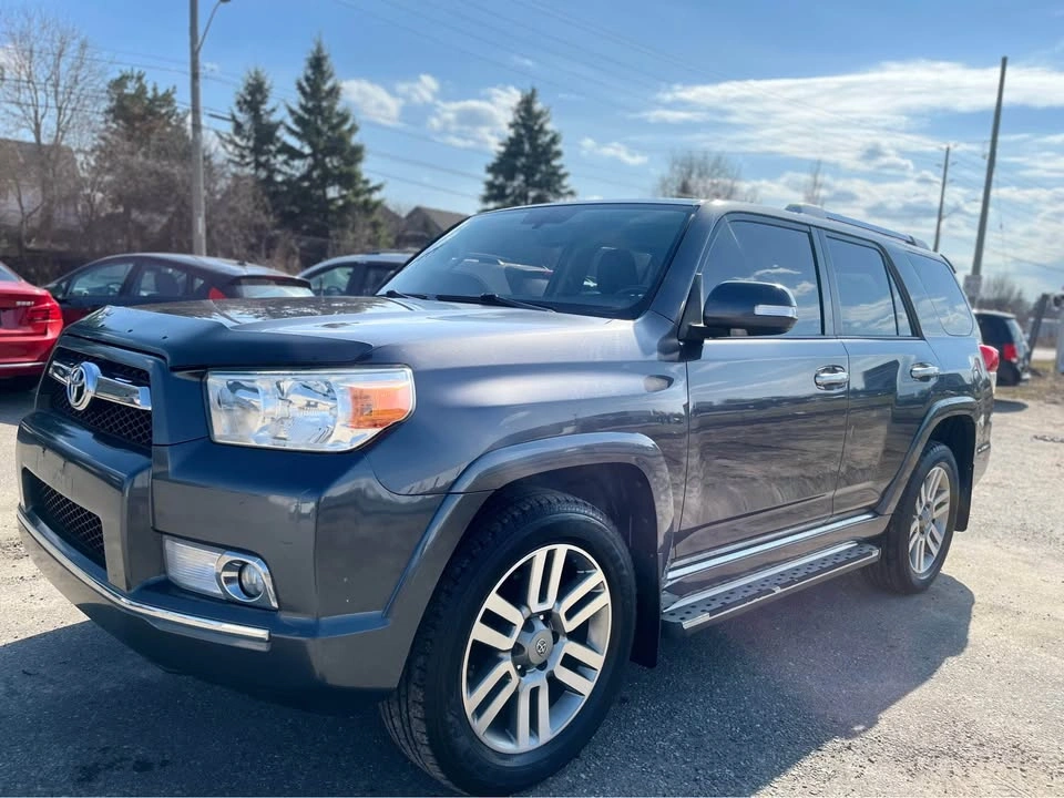 2011 Toyota 4Runner SR5 4WD - photo 2