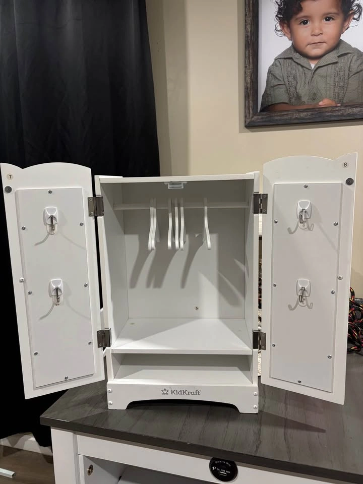 Kidkraft Lil' Doll Closet Armoire - photo 2