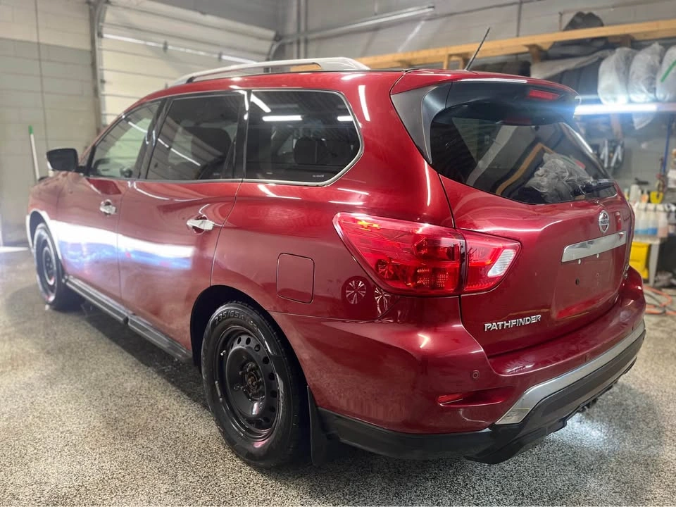 2018 Nissan Pathfinder SL 4WD SUV - photo 3