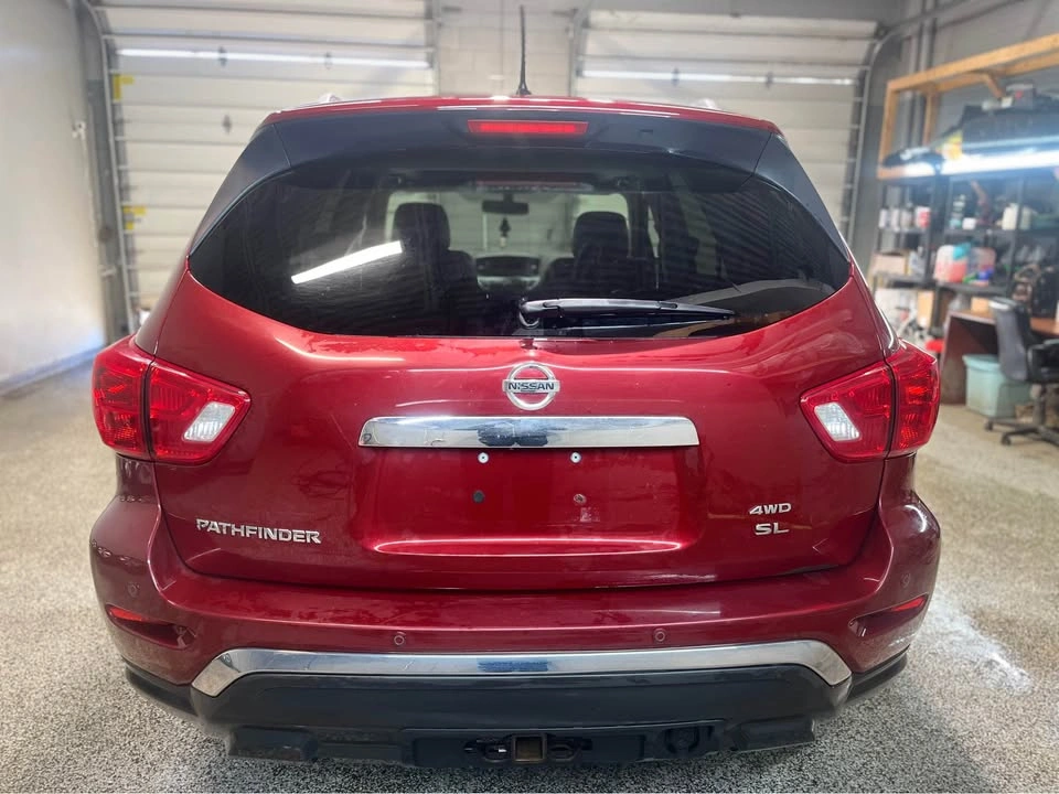 2018 Nissan Pathfinder SL 4WD SUV - photo 5