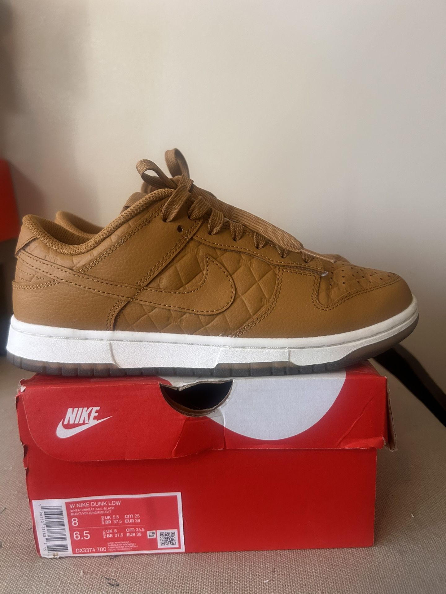 Nike Dunk Low Wheat