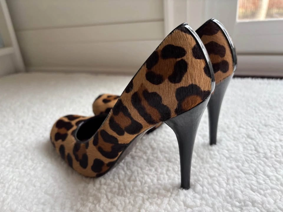 Stuart Weitzman Leopard Print Calf Hair Heels - Brown/Black (7.5 - photo 3