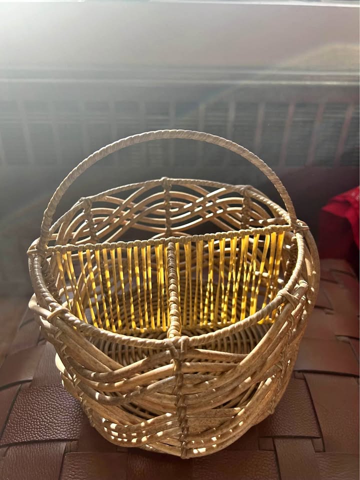 Poly-Wicker Tabletop Cutlery Organizer