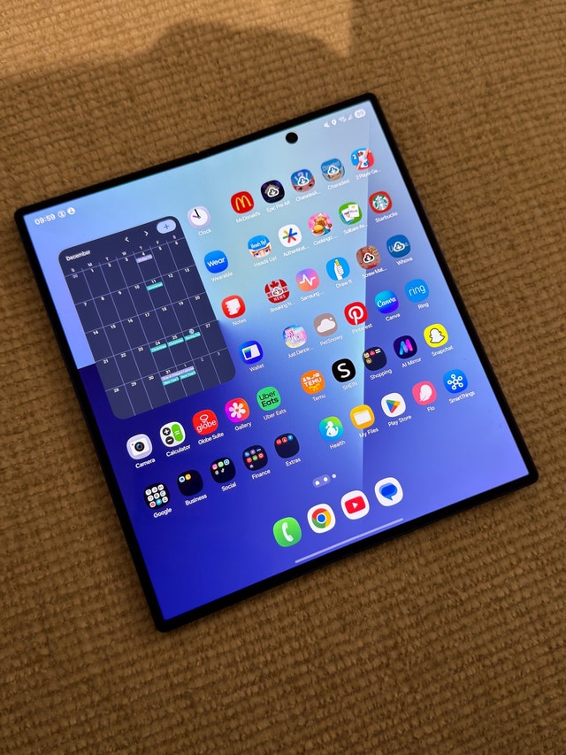 Samsung Galaxy Z Fold7 Bundle (Phone, Watch, Buds, 3 Tags) - photo 2