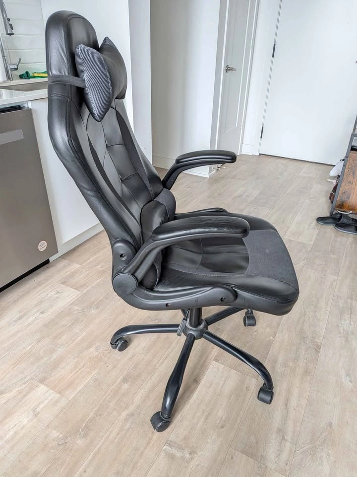 BestOffice Gaming Chair - photo 2