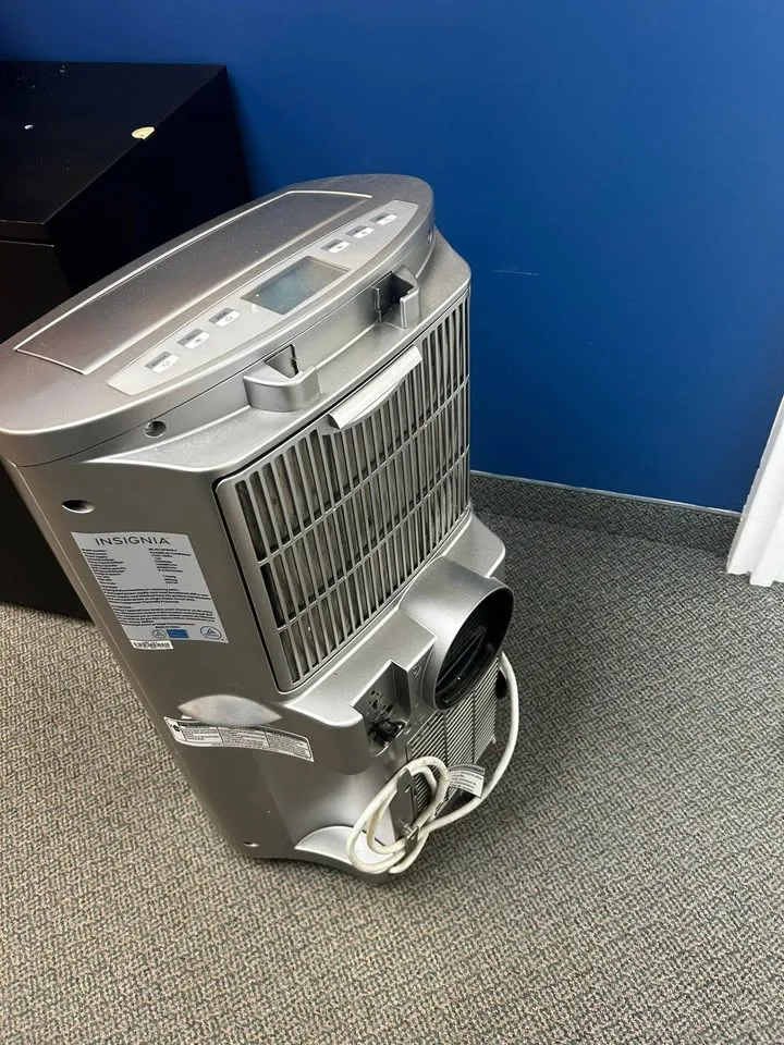 ❄️ Insignia 14,000 BTU Portable A/C – image indicator(3)