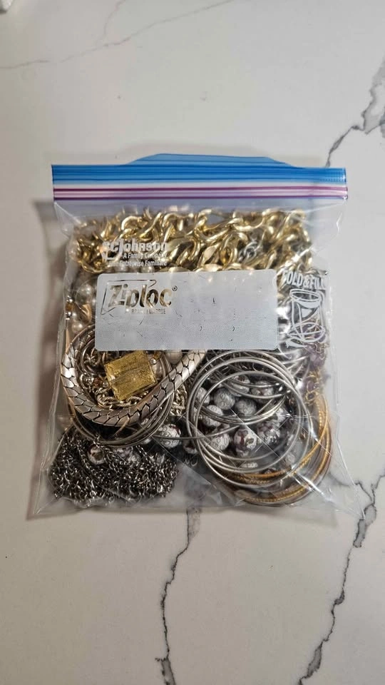 Assorted Jewelry Lot - Necklaces, Bracelets, Earrings - photo 2