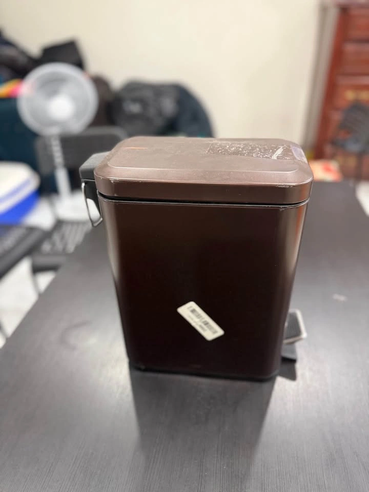 New Small dust bin available - photo 2