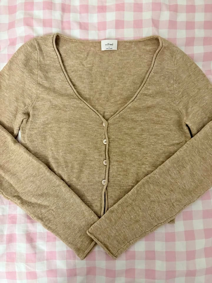 Aritzia Santorini Babaton Cardigan