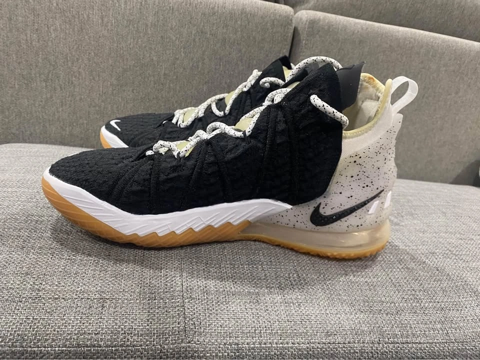 Nike Lebron 18 Oreo - photo 2
