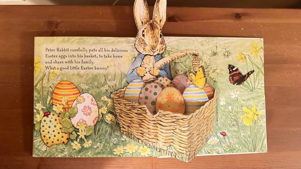 Peter the Rabbit Pop Up Book - photo 2