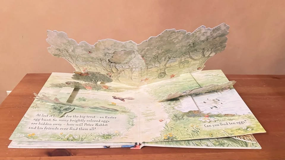 Peter the Rabbit Pop Up Book - photo 3