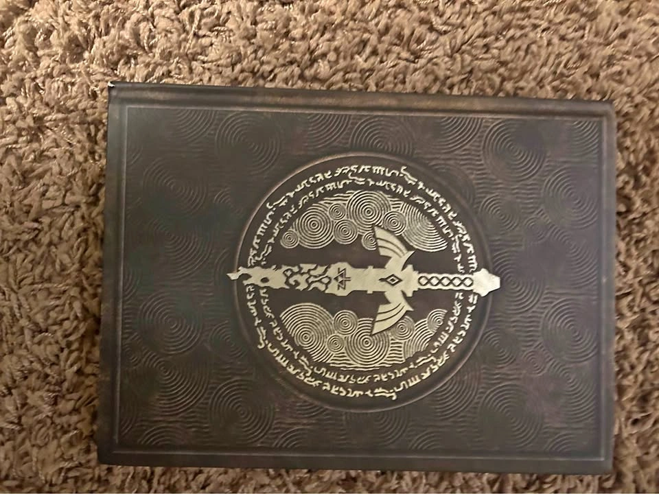 Zelda Tears of the Kingdom Official Guide Book
