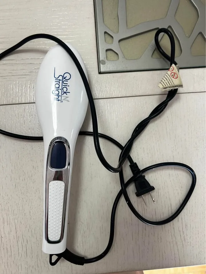 ✨ Quick N’ Straight Hair Straightening Brush ✨ image indicator(2)