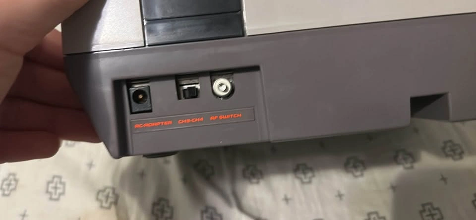 Nintendo Entertainment System NES Console Gray NES-001 - POWERS - photo 2