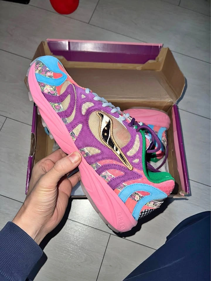 Saucony Grid Azura 2000 Jae Tips "Remember Who Fronted" Size 12