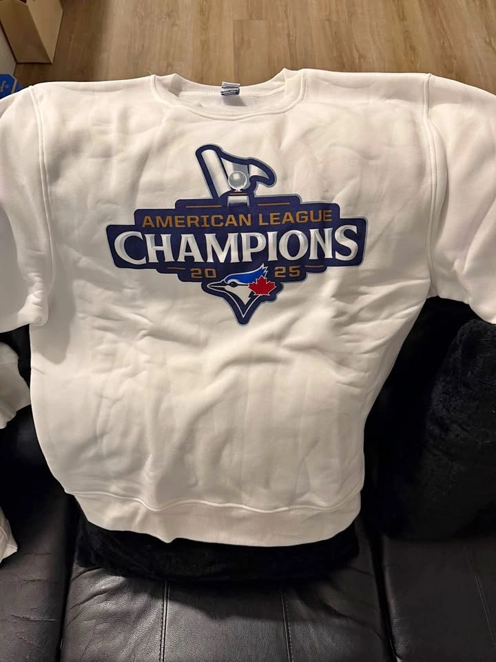 Toronto Blue Jays ALCS Champions Crewneck - March 30th Giveaway