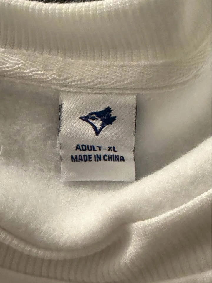 Toronto Blue Jays ALCS Champions Crewneck - March 30th Giveaway - photo 2