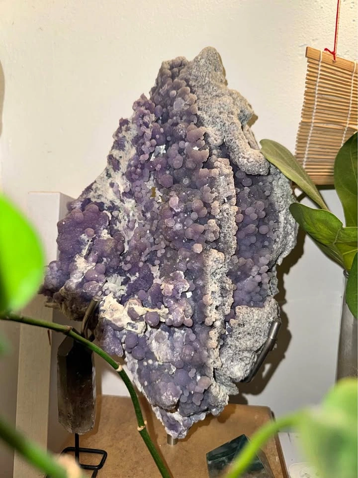 Large grape agate Crystal Metaphysical Mineral. If list is still