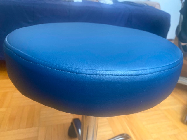 Massage stool (used) - photo 3