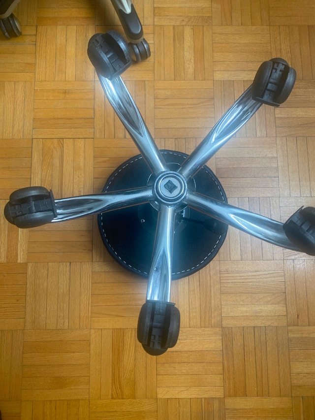Massage stool (used) - photo 5